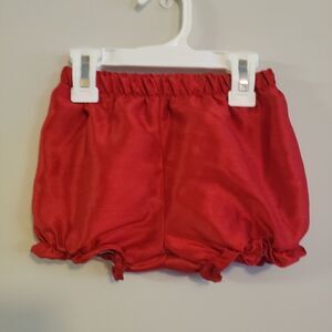 ASHLEY ANN RED BLOOMERS SHORTS SIZE 6-9 Months
